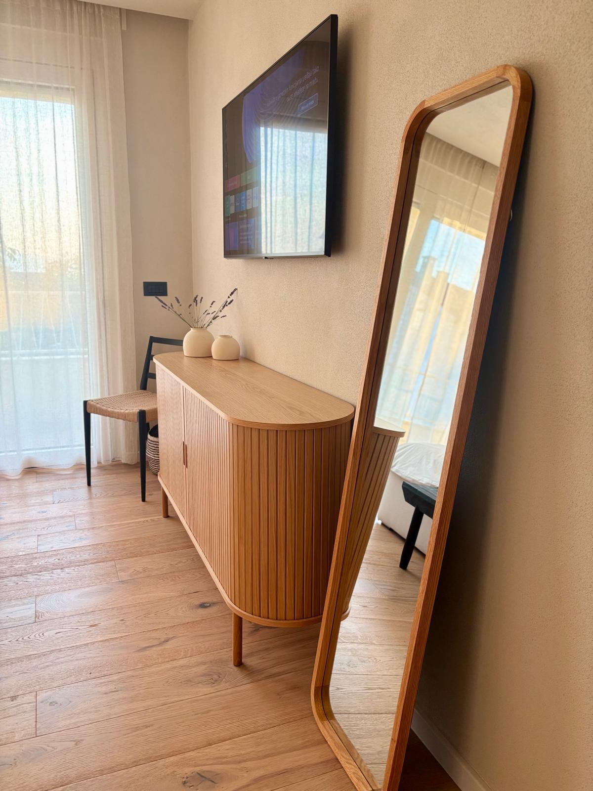 Olea Terra - Terasa s ležaljkama